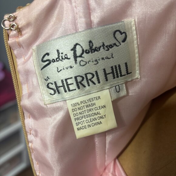 Sherri Hill Sadie Robertson edition, size 0 - Picture 4 of 4